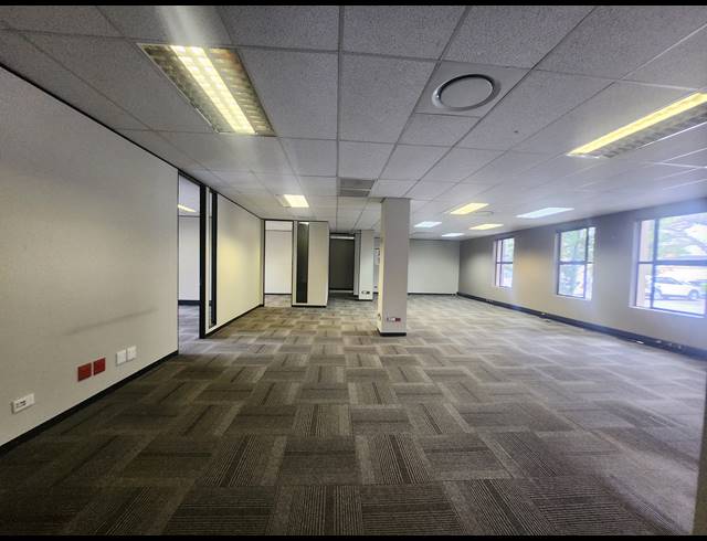 601M² OFFICE TO LET IN NOORDWYK